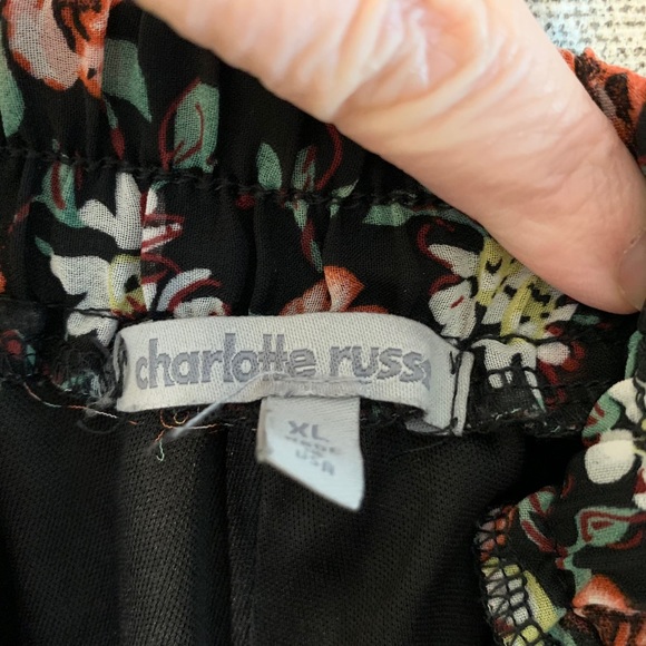 CHARLOTTE RUSSE Sheer Bottom Floral Pants - Picture 5 of 6